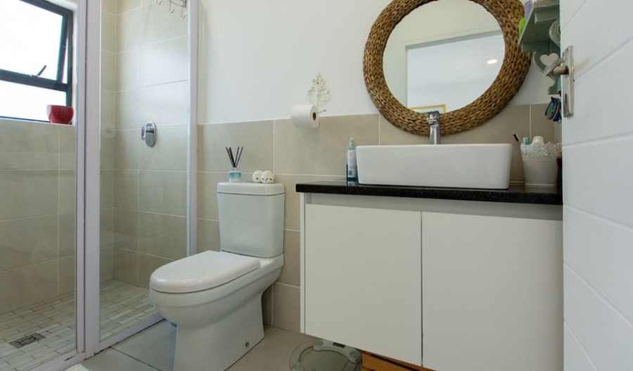 3 Bedroom Property for Sale in Sandy Point Western Cape